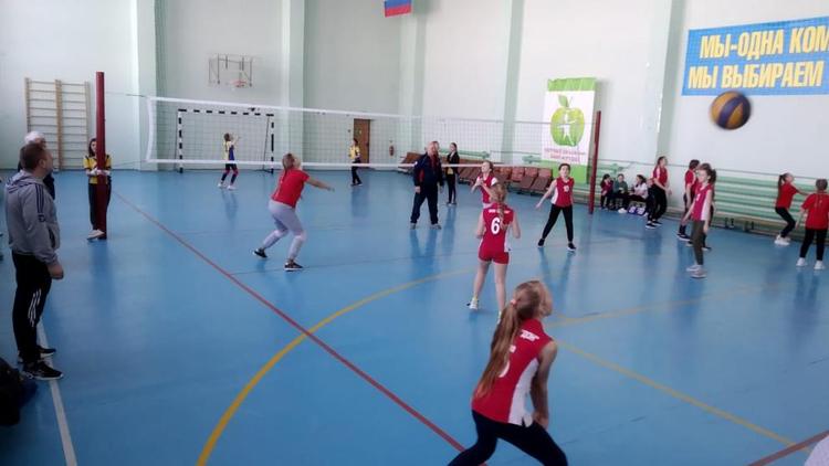 На Ставрополье прошли традиционные соревнования по волейболу