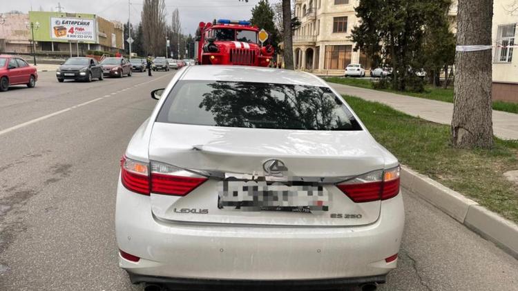 В Кисловодске произошло ДТП с тремя автомобилями