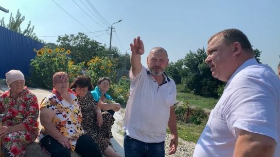 В посёлке Ясная Поляна на Ставрополье обсудили решение проблемных вопросов