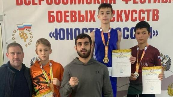Юные ставропольские боксёры разыграли медали первенства края в Суворовской