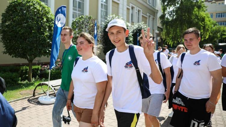 Губернатор Ставрополья: Край посетили более 300 детей из ЛНР