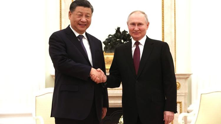 В Кремле прошла встреча Президента РФ с председателем КНР