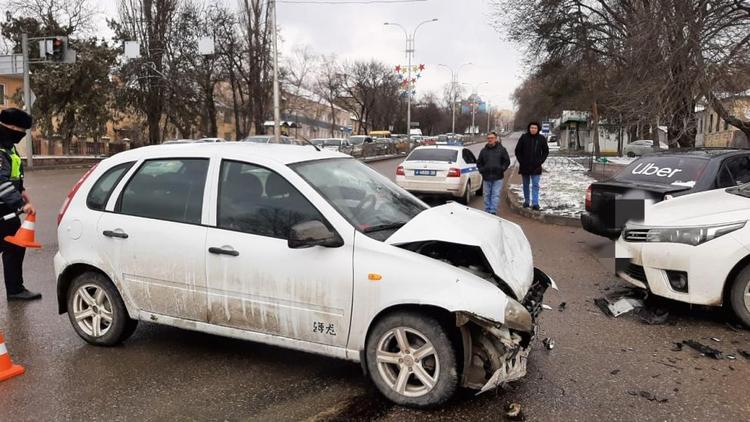 Пьяная автоледи спровоцировала ДТП в Пятигорске