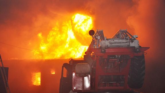 Пожарные спасли от полного уничтожения домовладение в селе Донская Балка