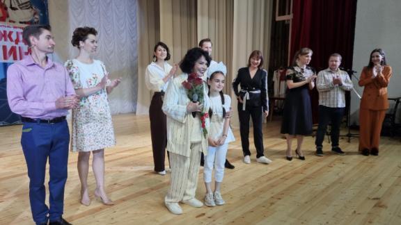 В станице Ессентукской на Ставрополье мастер-класс Надежды Бабкиной собрал более 500 участников