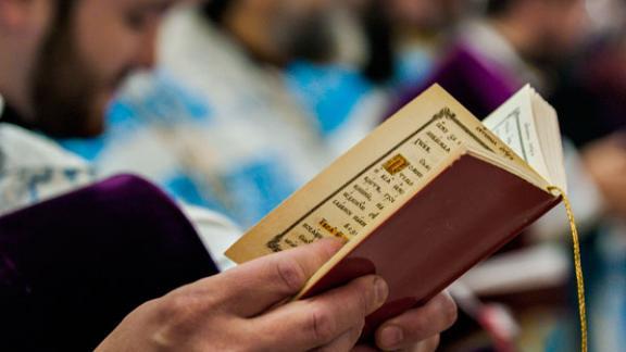 Епархиальный совет оказывает социальную помощь священникам