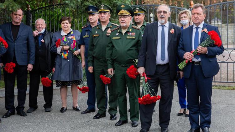 В Ставрополе в день окончания Второй мировой войны почтили память защитников Родины