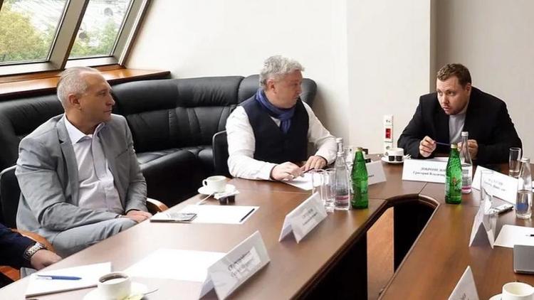 Языком цифр: губернатор Ставрополья 
опроверг домыслы о федерализации КМВ