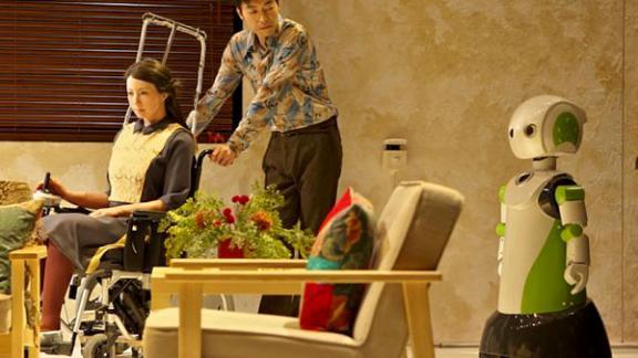 Андроид-версию чеховской пьесы «Три сестры» представили японцы