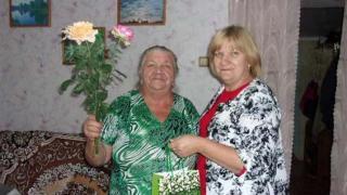 Жительница Степновского района Любовь Михеева отметила 80-летний юбилей