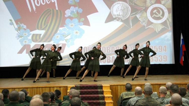 Концертно-фронтовая бригада выступила в войсковых частях Георгиевска