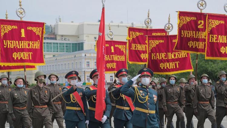 В Ставрополе на площади Ленина репетировали парад Победы