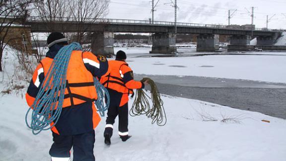 Тела двух утопленников извлекли из водоёмов в Кочубеевском районе