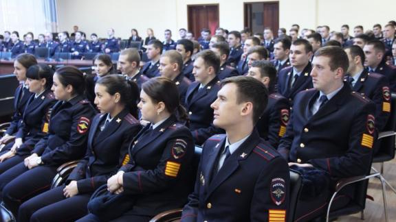 Начальник ставропольского ГУВД встретился с курсантами