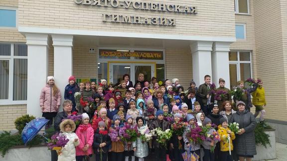 В Свято-Успенской православной гимназии Ставрополя почтили память воинов, освобождавших город от фашистов 