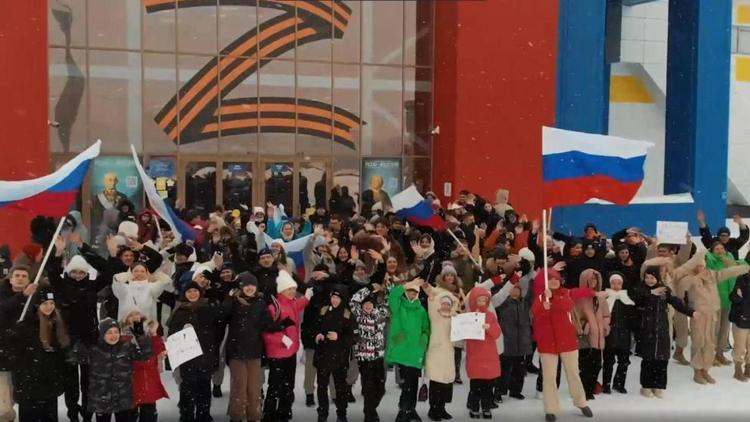 Волонтёрский штаб Ставрополья отправил бойцам СВО видеоподарок