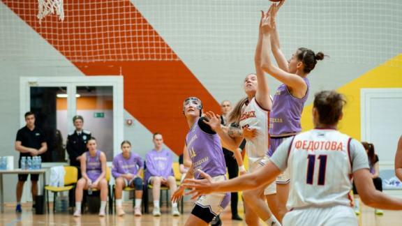 Баскетболистки «Невинномысска» проиграли в Вологде