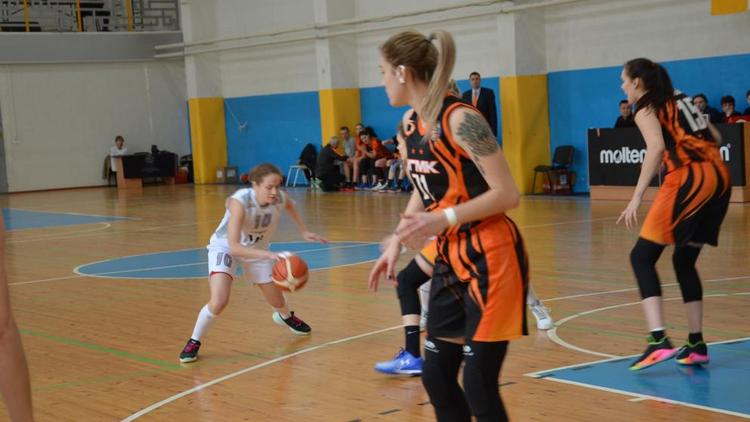 Ставропольские баскетболистки поделили очки с девушками из Вологды