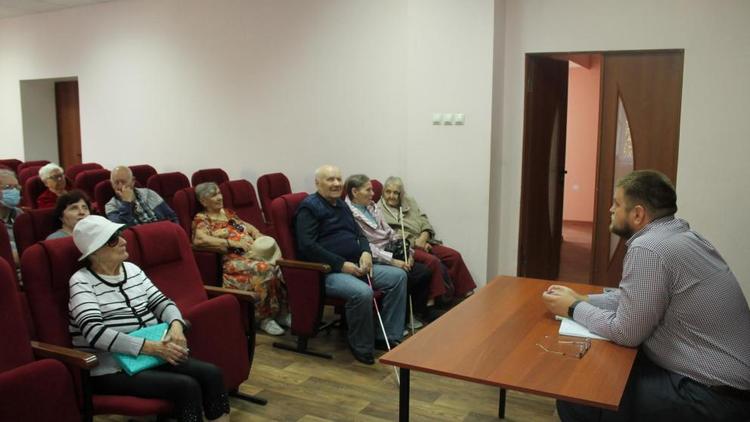Библиотекари и юристы на Ставрополье организуют консультации по правовым вопросам