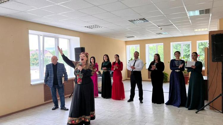 Артисты из КЧР выступили в Ставропольском госпитале