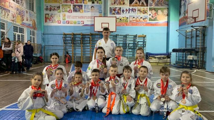 Ставропольские тхэквондисты привезли 36 медалей с межрегионального турнира