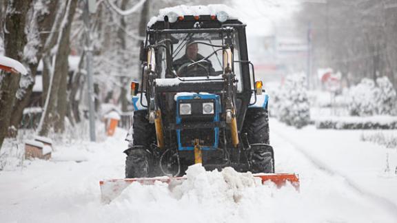 Глава Ставрополя: Снегоуборочная техника рассредоточена по всему городу