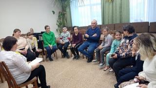 На Ставрополье родителям с детьми-инвалидами помогает клуб «Семейный очаг»