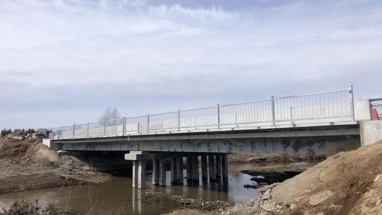 На Ставрополье реконструируют мост через реку Кума