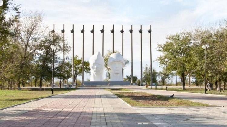 Два памятника отремонтируют в Нефтекумском округе Ставрополья 