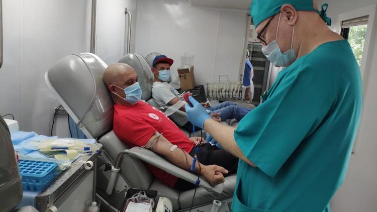Доноры Труновского района Ставрополья поддержали акцию «Капля крови для жизни»