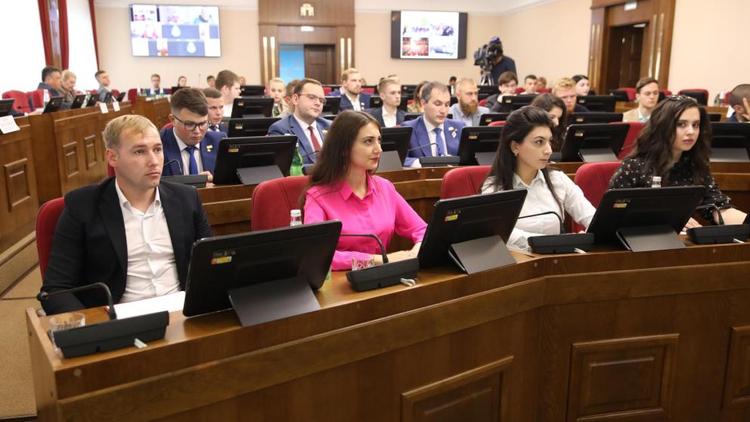 Молодые парламентарии Ставрополья утвердили план работы на 2022 год