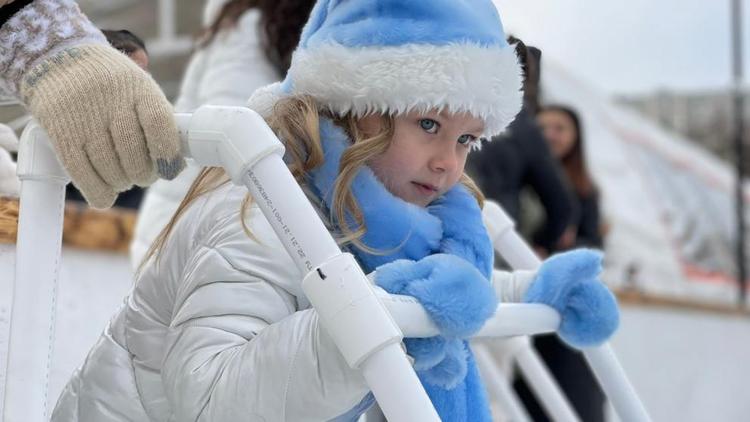 Ледовый каток впервые открылся в Кисловодске