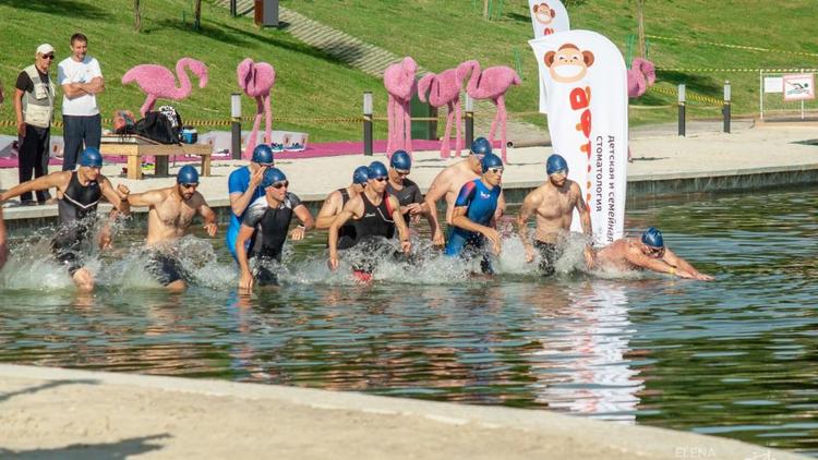 В Ставрополе соревнование по акватлону собрало 100 спортсменов 