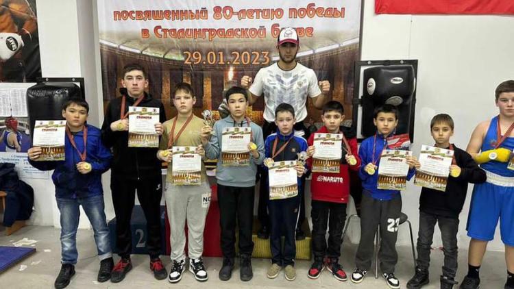 Юные боксеры Туркменского округа стали победителями краевого турнира