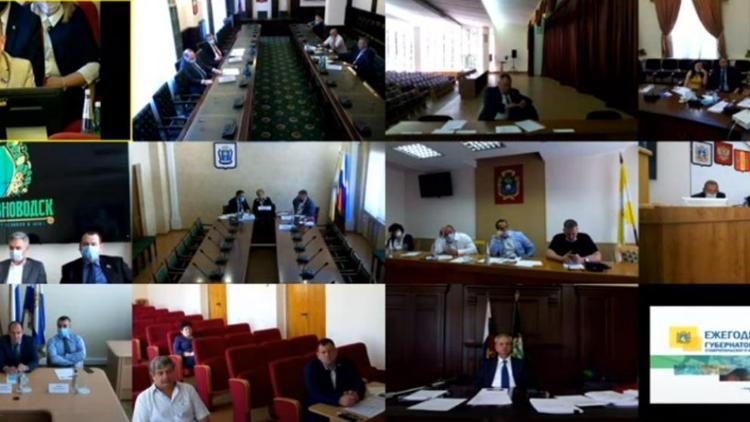 Депутаты Ставрополья предложили сократить сами себя