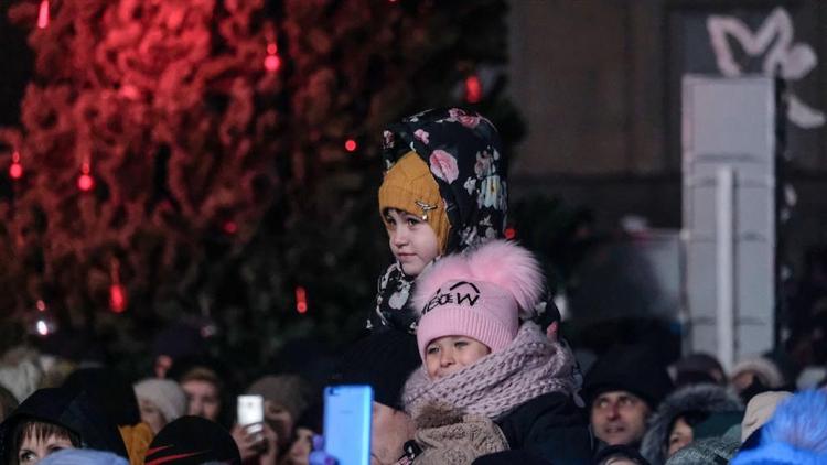 Около 7 тысяч детей на Ставрополье приняли участие в губернаторских ёлках