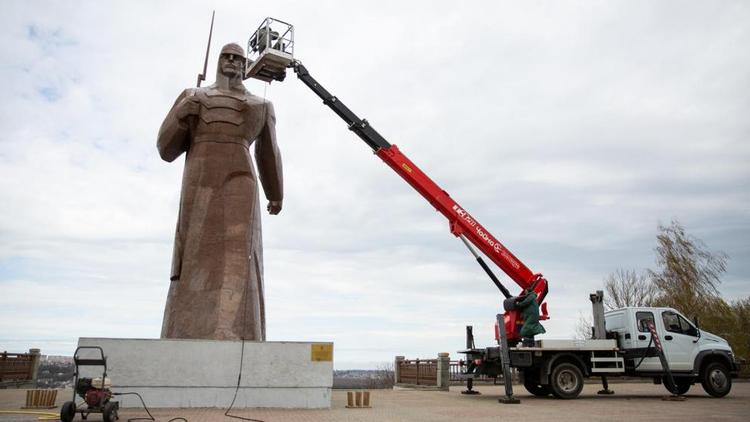 В Ставрополе ко Дню Победы приводят в порядок памятники