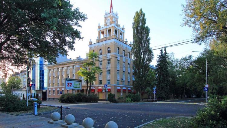 Ставропольцам рассказали о видах капитального ремонта фасада