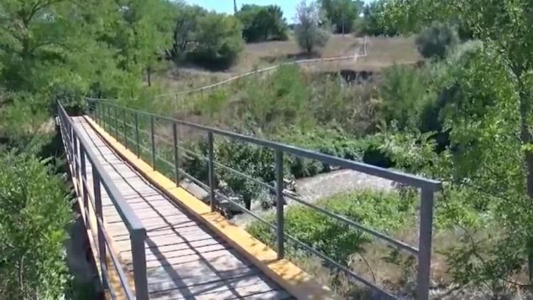 После «прямой линии» губернатора отремонтировали мост в селе Надежда