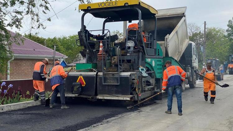 Более 20 километров дорог отремонтируют в Новоалександровском округе Ставрополья