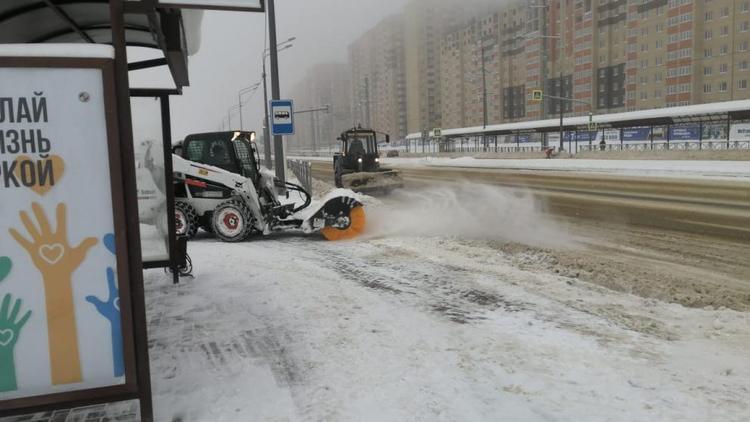 В Ставрополе за выходные расчистили 230 километров дорог