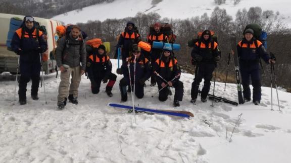 Ставропольские спасатели прошли 20 километров по заснеженным горам