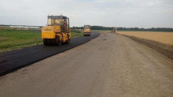 На Ставрополье ремонтируют трассу от села Преградное до Ипатово