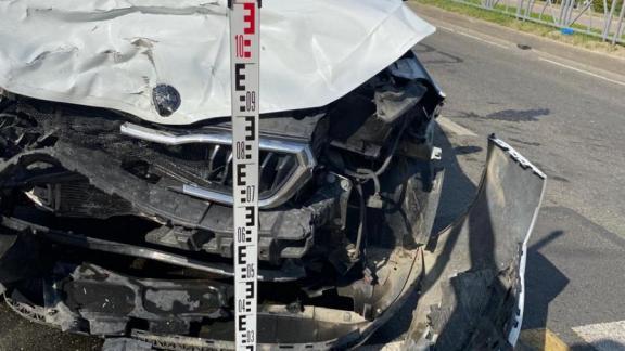 Два автомобиля столкнулись в Ставрополе: пострадал 9-летний ребёнок