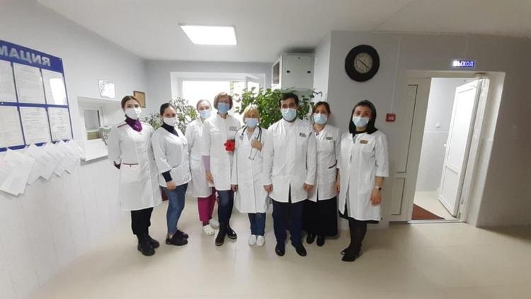 Бригада медиков посетила врачебную амбулаторию в посёлке Новотерском на Ставрополье