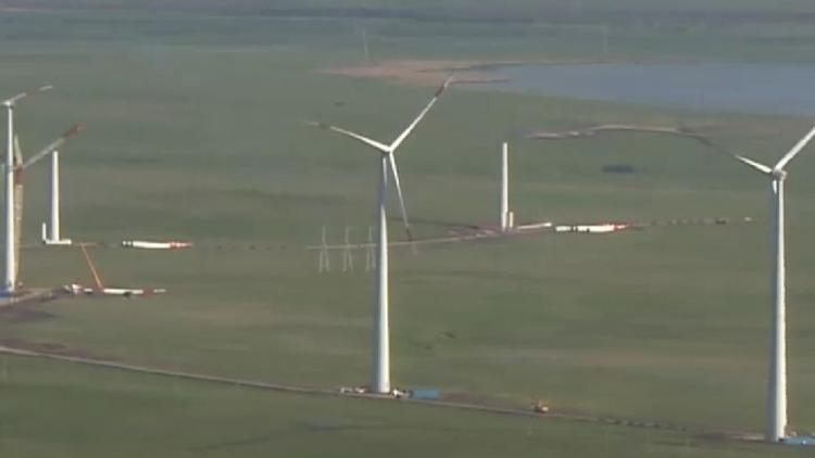 В Кочубеевском районе Ставрополья продолжается строительство ветряной электростанции