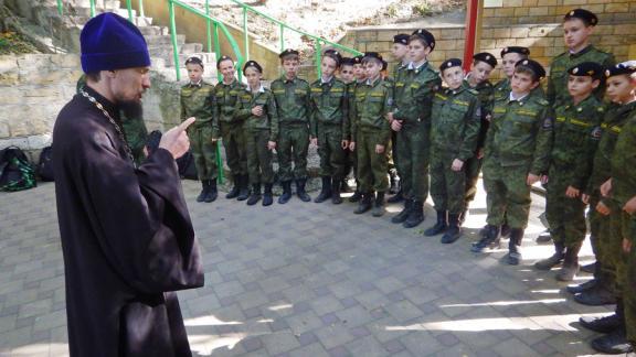 Ставропольские кадеты вспоминали героев былых времен