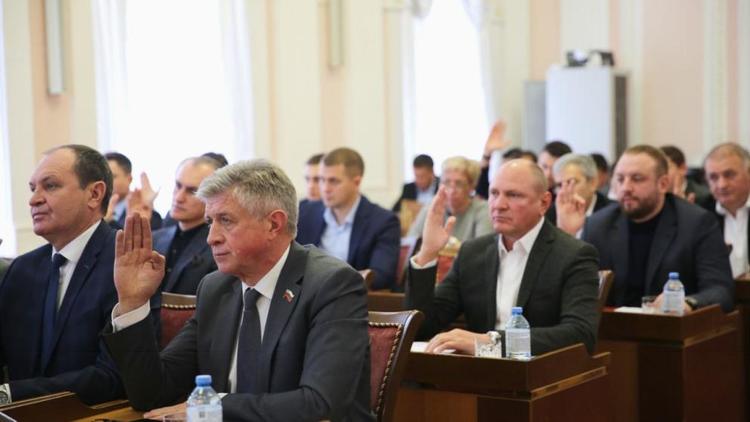 Ставропольские депутаты одобрили проект бюджета краевой столицы на 2023 год
