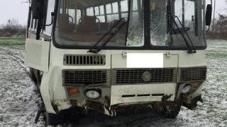 При съезде автобуса в Георгиевском городском округе пострадали рабочие