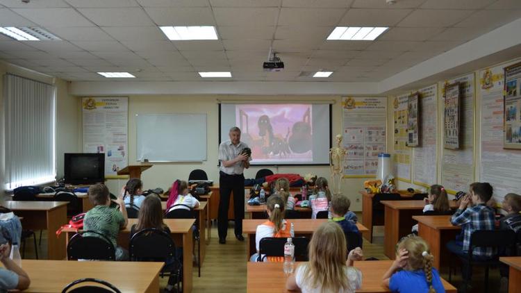 700 детей из лагерей Ставрополя научат правилам поведения в случае ЧС